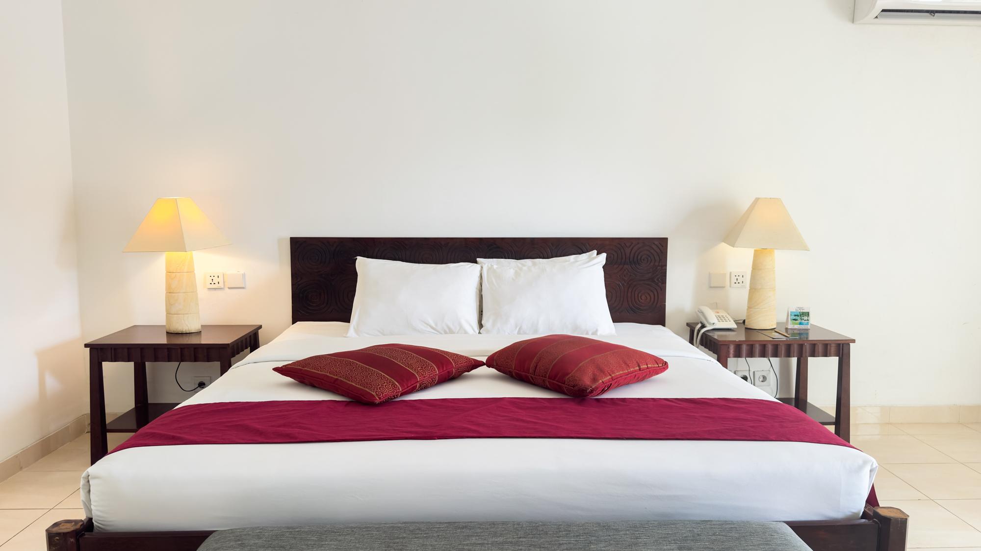 Super, Deluxe, King Bed