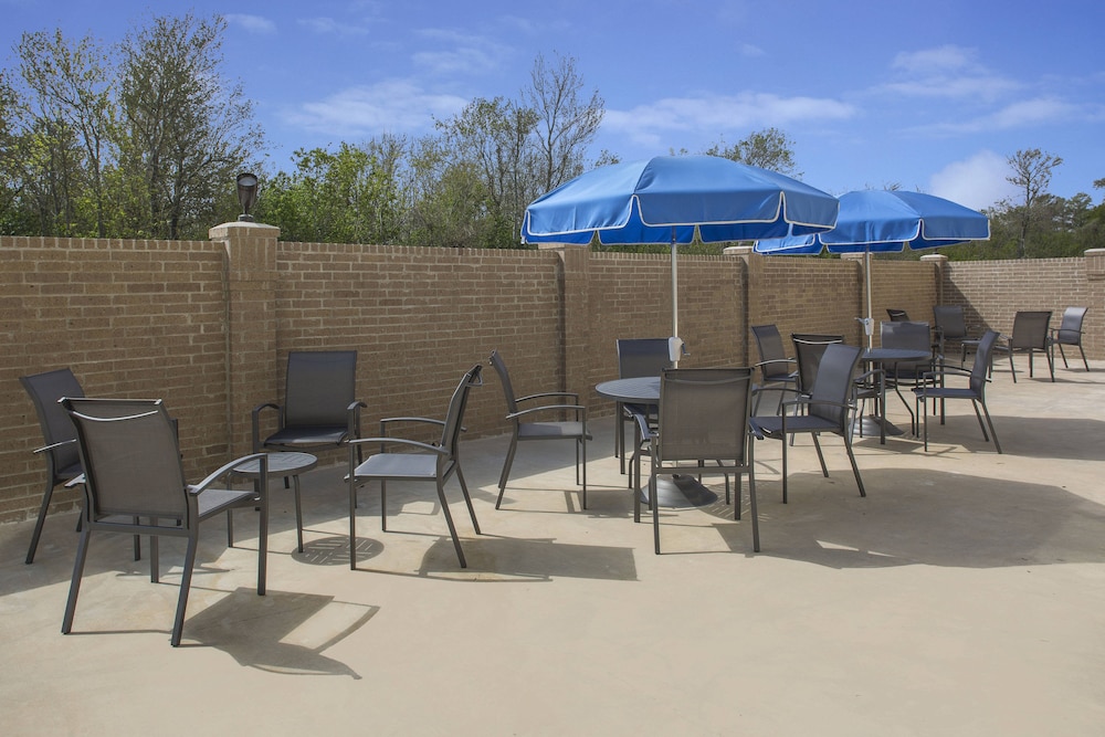 Fairfield Inn Suites Cut Off Galliano 15/19