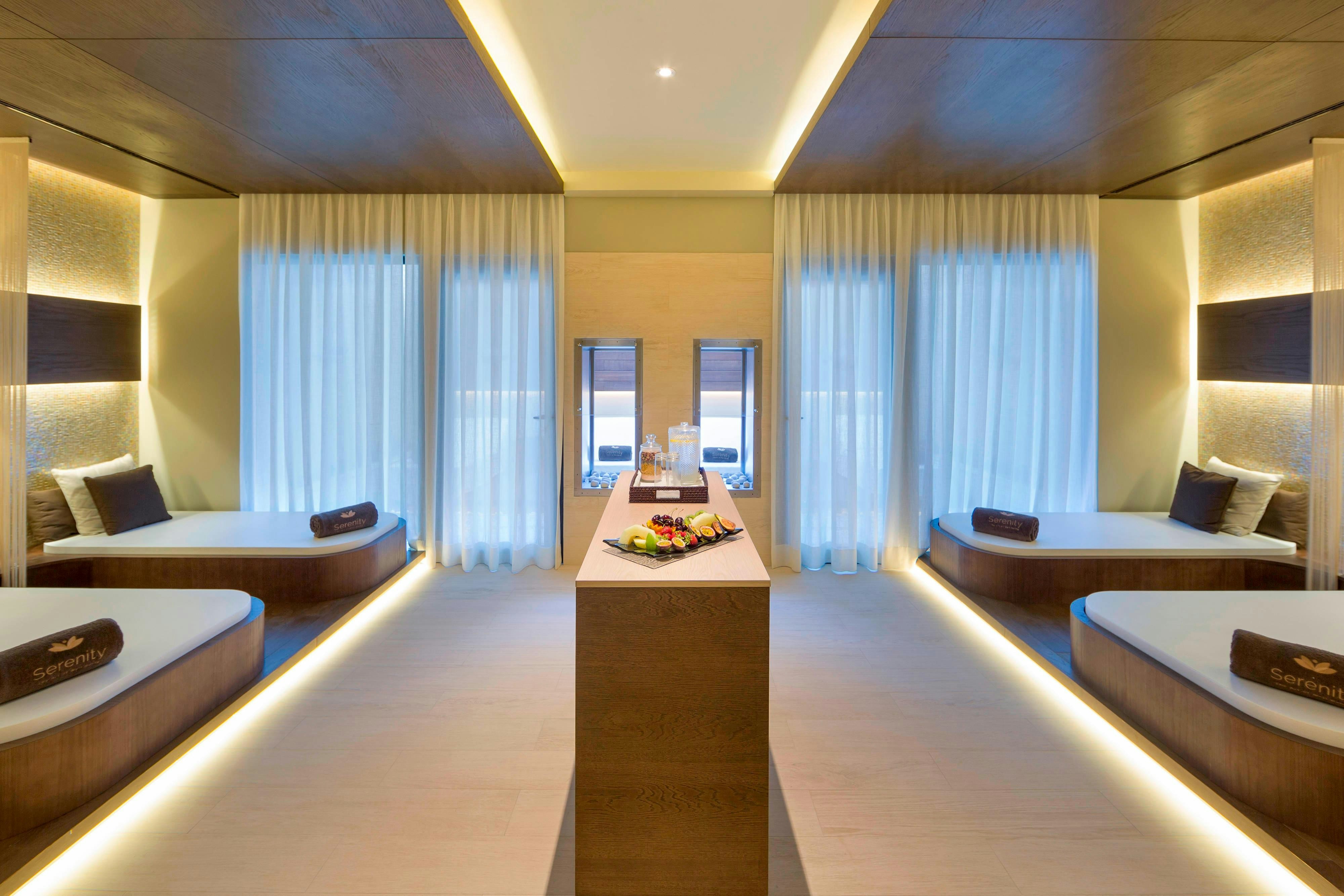 Pine Cliffs Ocean Suites, a Luxury Collection Resort & Spa 7/50