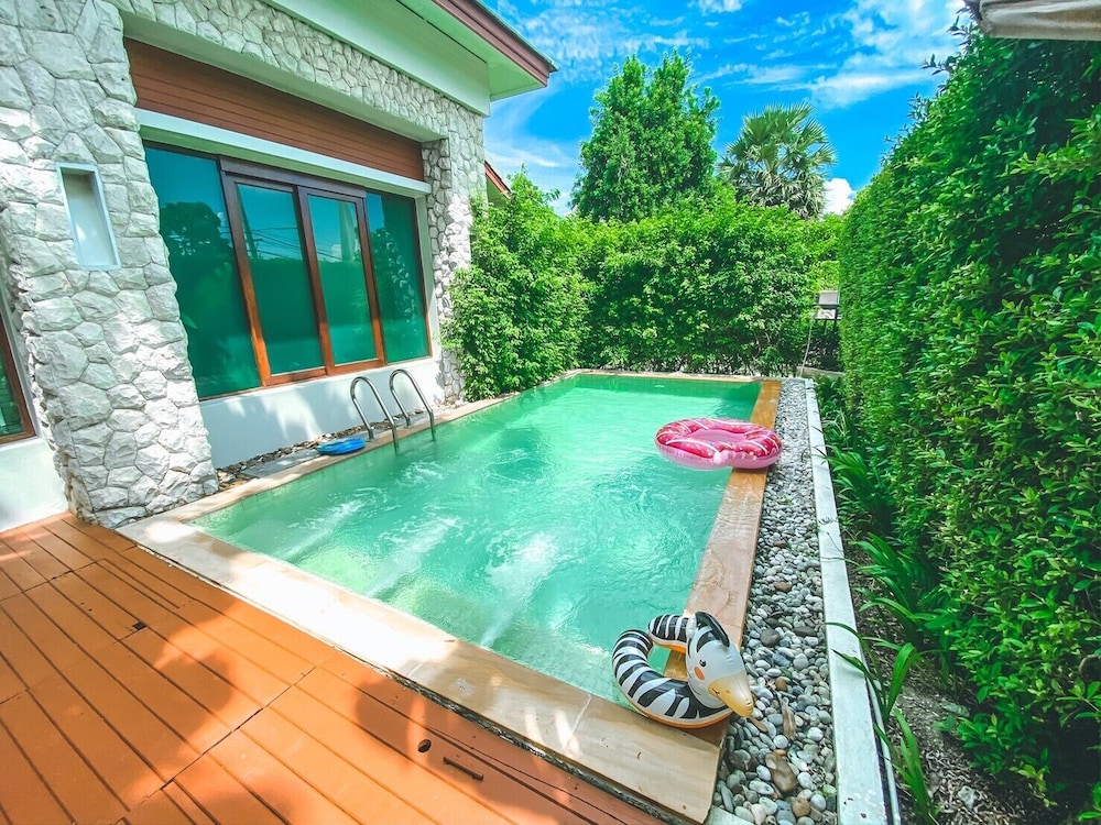 Royal Sammuk villas 25/50