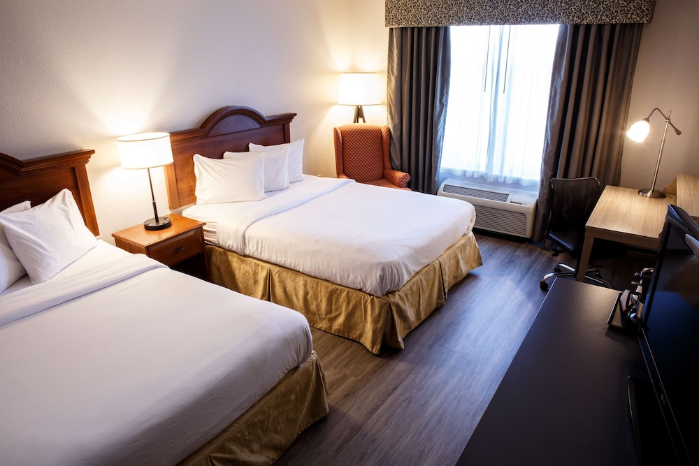 Country Inn & Suites by Radisson Harrisburg West PA 11/41