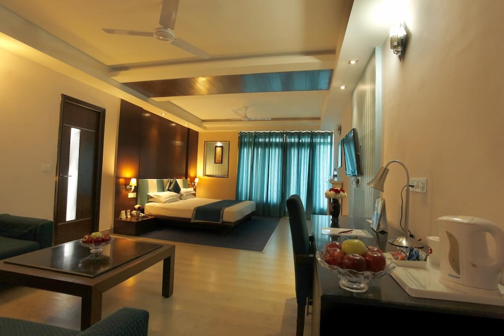 Flag House Resort 34/50