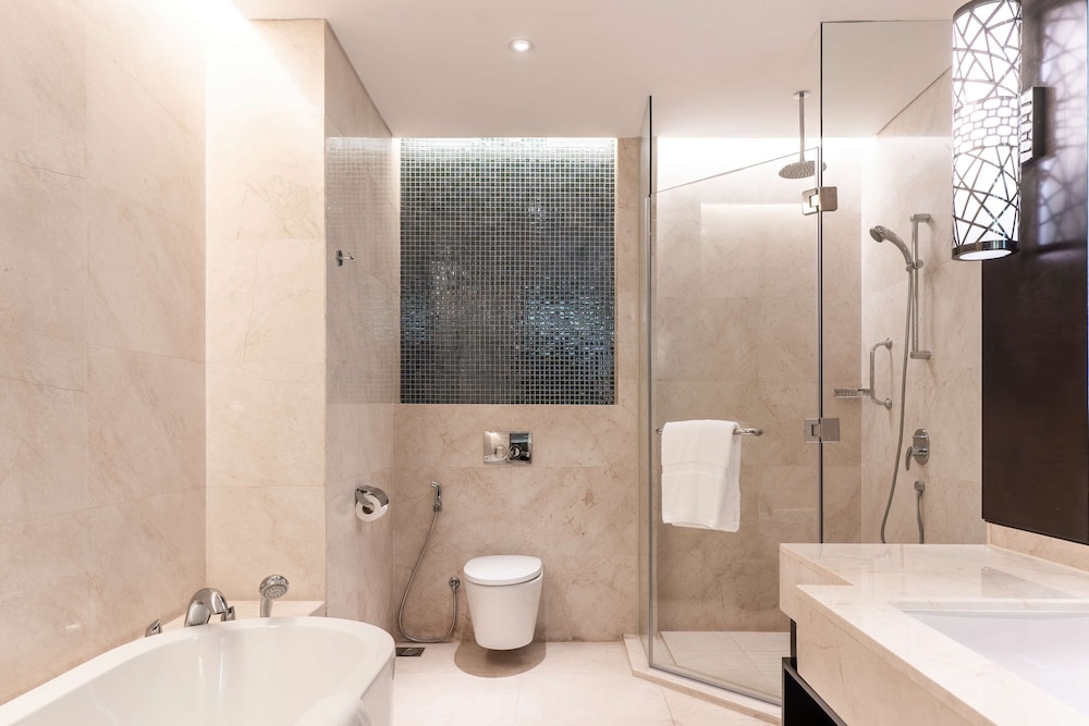 Radisson Collection Muscat, Hormuz Grand 69/70