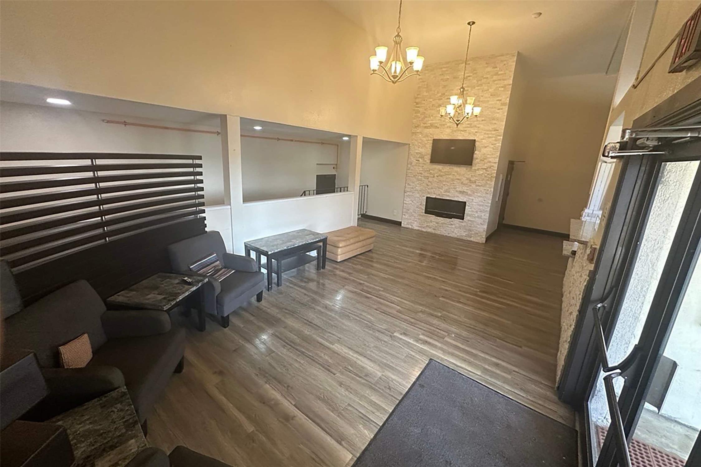Baymont by Wyndham Bridgeton St Louis 6/8