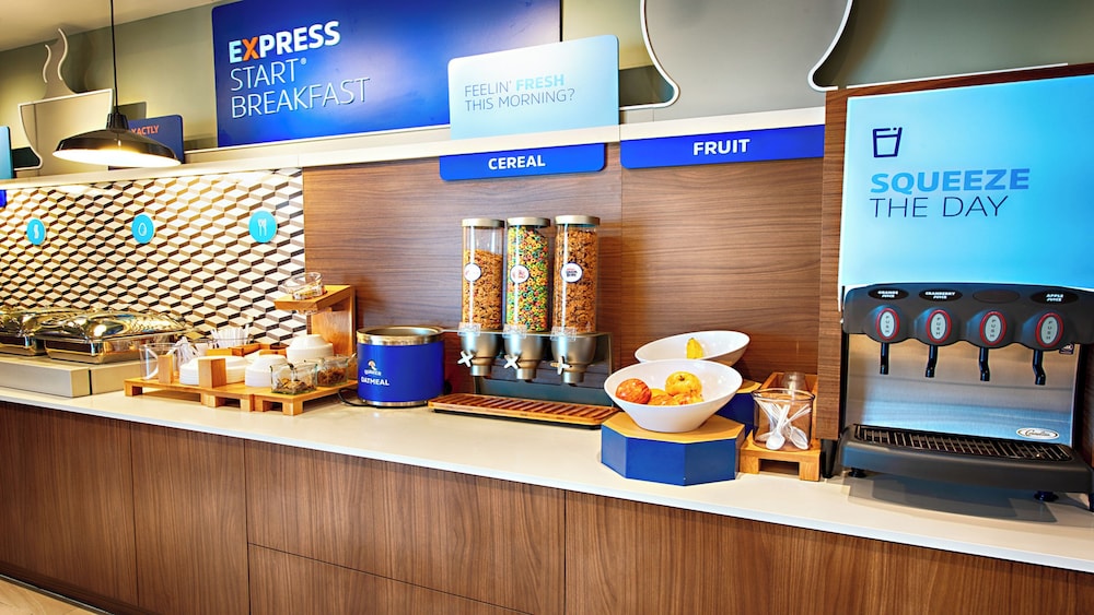 Holiday Inn Express & Suites Houston SW - Galleria Area 20/27