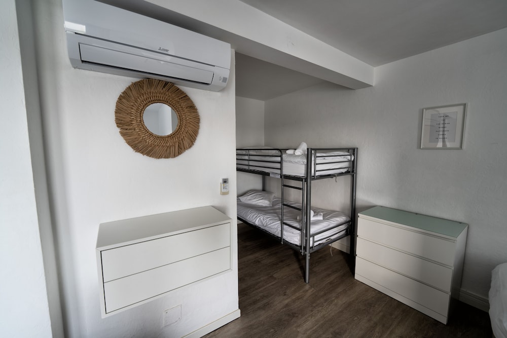 Hotel Aquarius 24/41