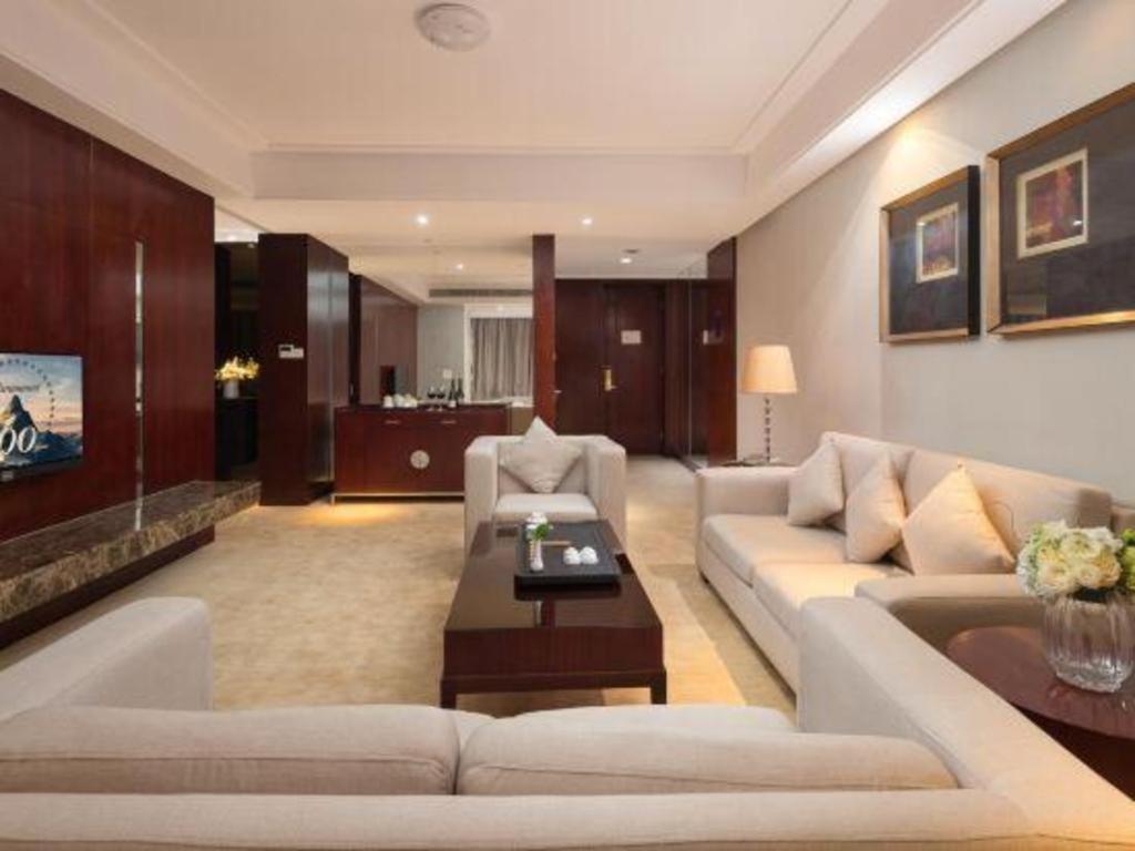 Leisure Hotel Dongguan 50/59
