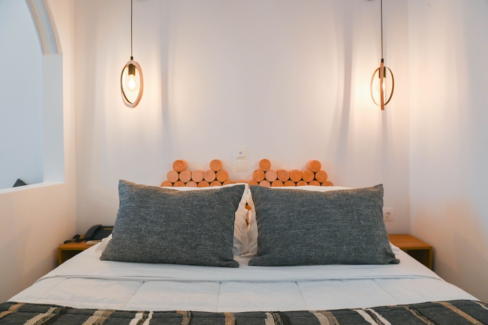 Amerisa Suites 57/85