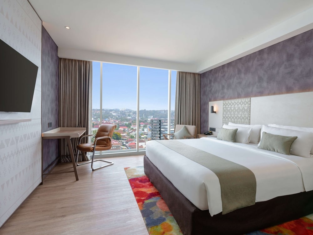 Golden Tulip Springhill Lampung 15/50
