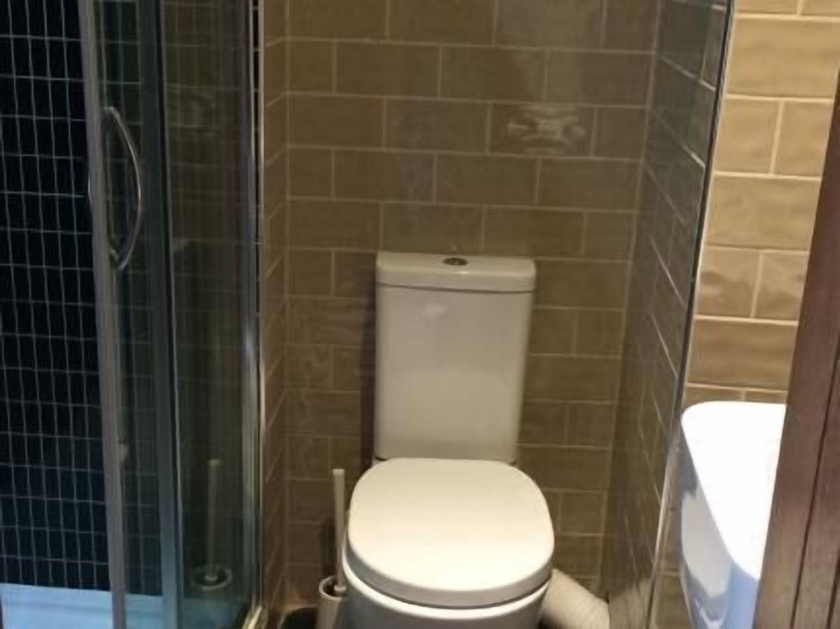 غرفة مفردة بحمام خاص، Crystal Lodge Hotel 2/4