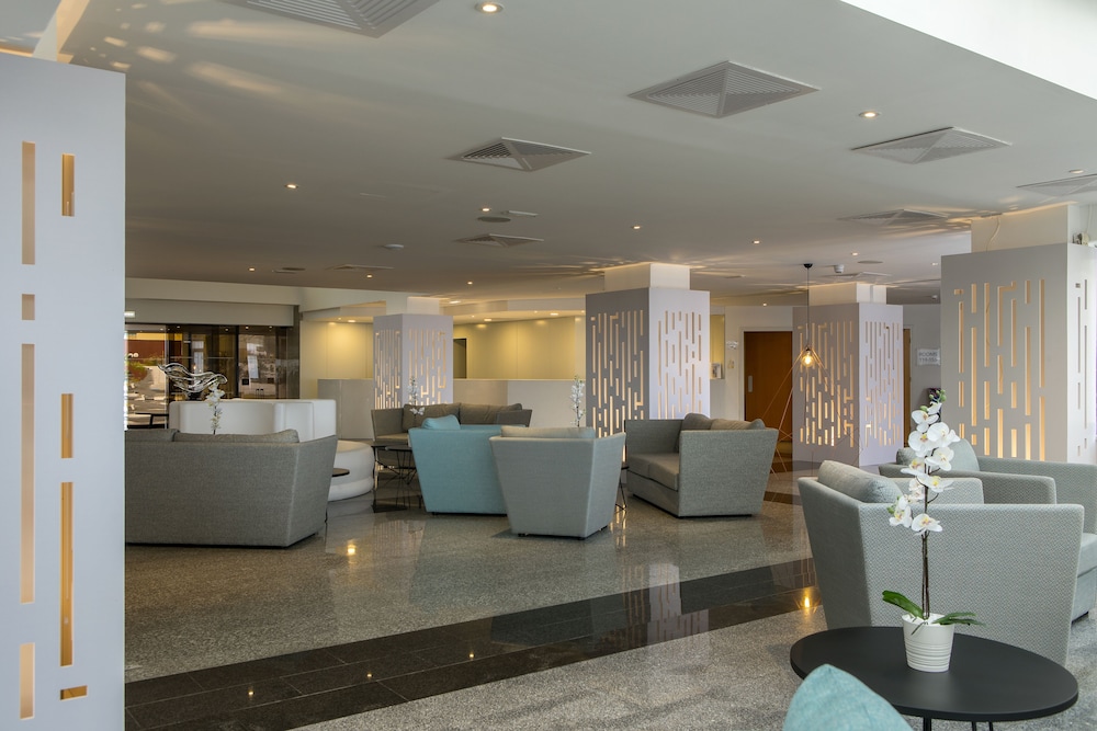 Odessa Beach Hotel 12/65
