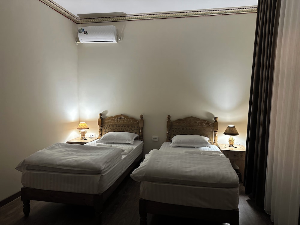 Hotel Old Bukhara 17/50