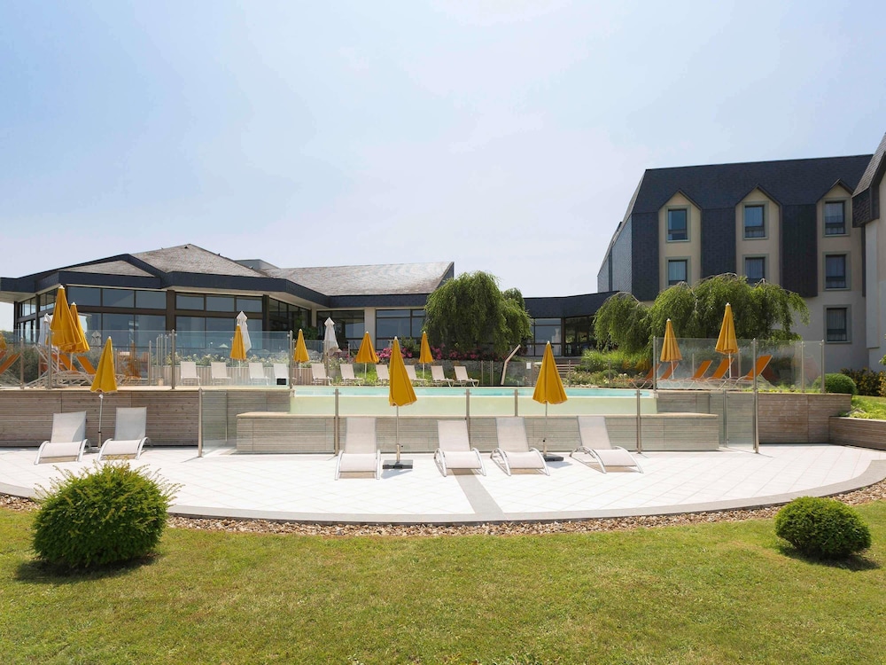 NOVOTEL AMBOISE 45/49