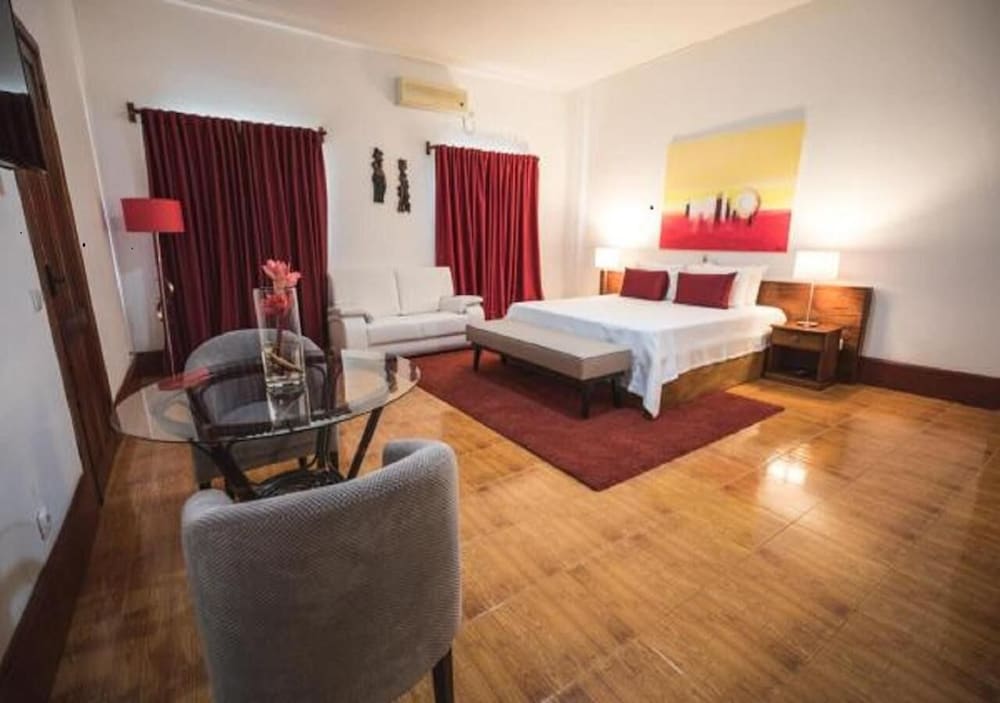 Hotel Praia 48/85