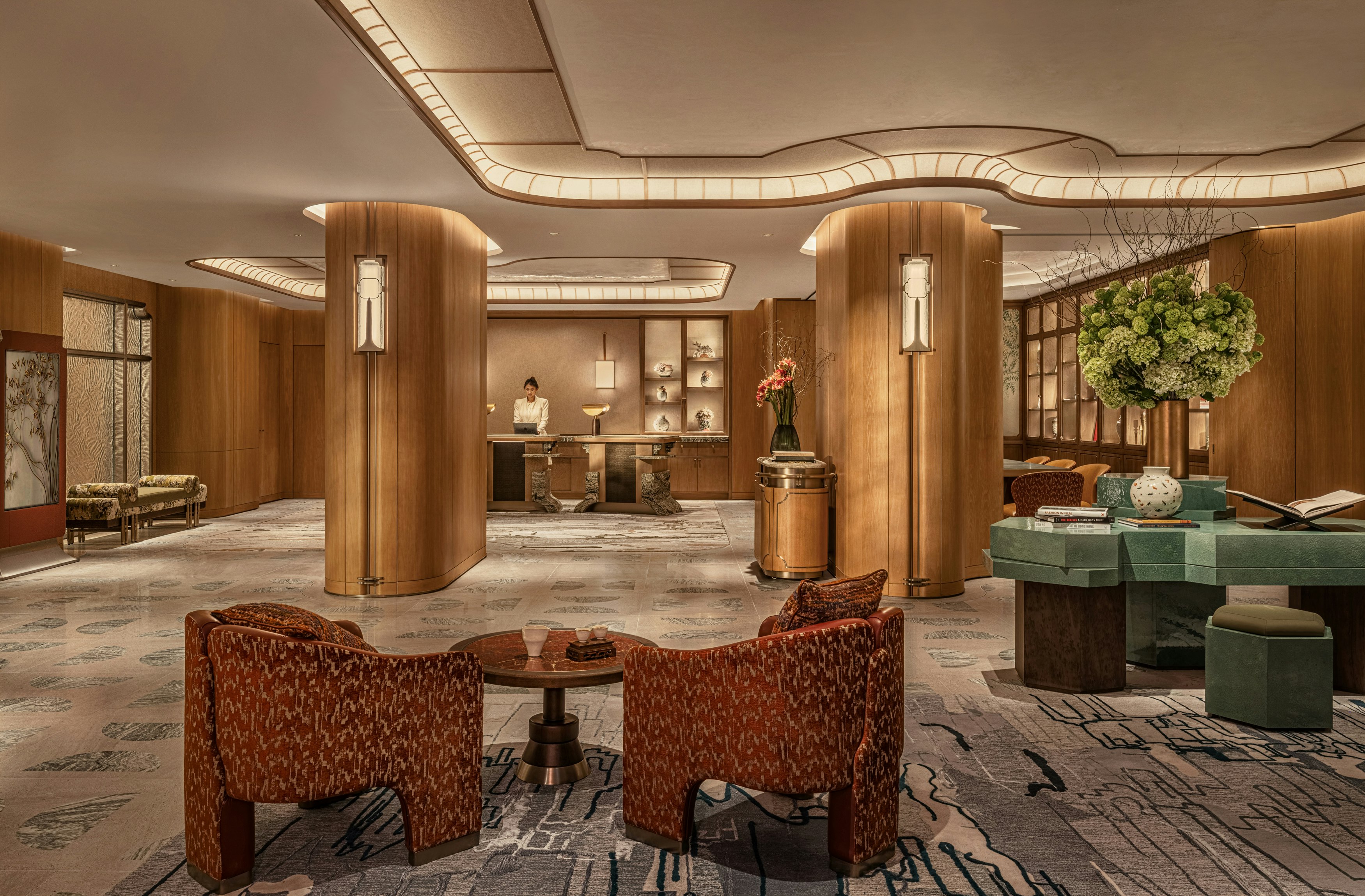 Mandarin Oriental The Landmark, Hong Kong 63/75