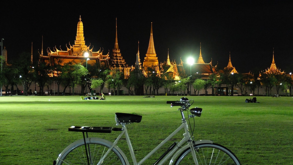 Old Capital Bike Inn(Ex Old Bangkok Inn) 75/80