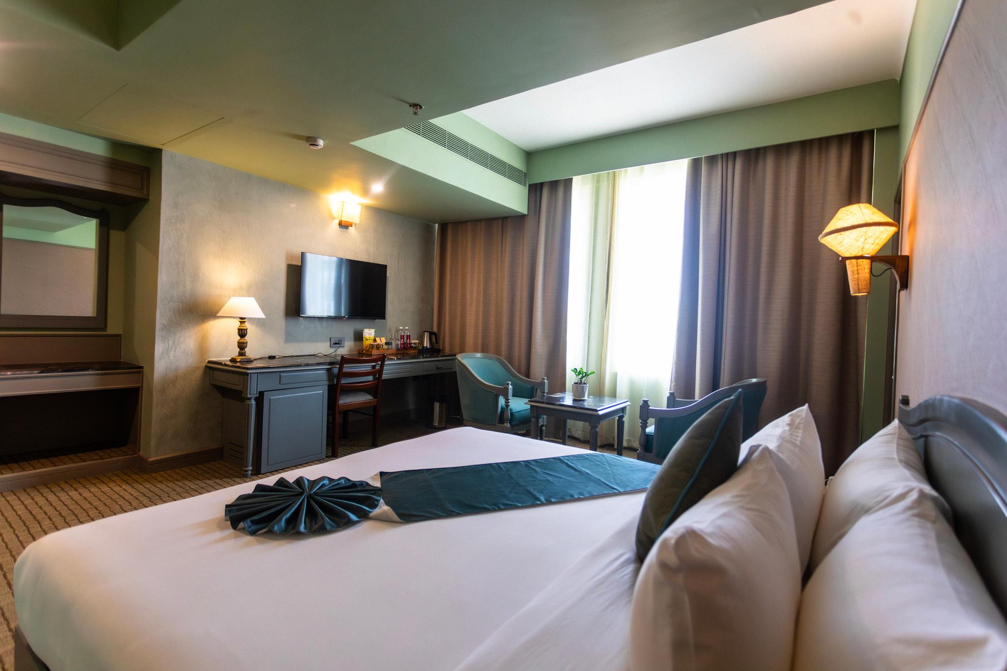 Special, Superior, King Bed