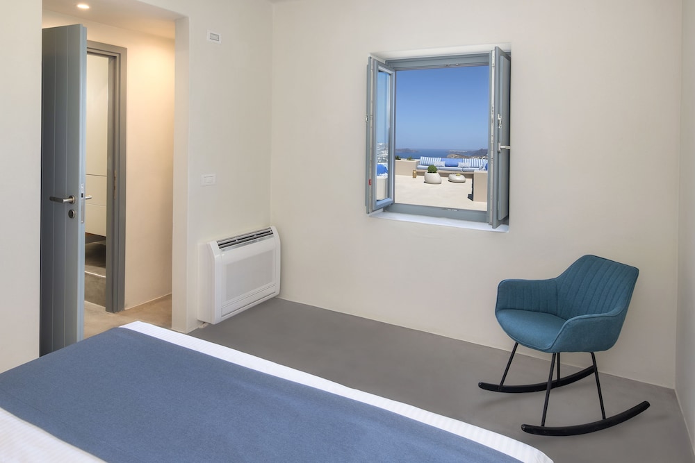 Halcyon Days Suites 31/50