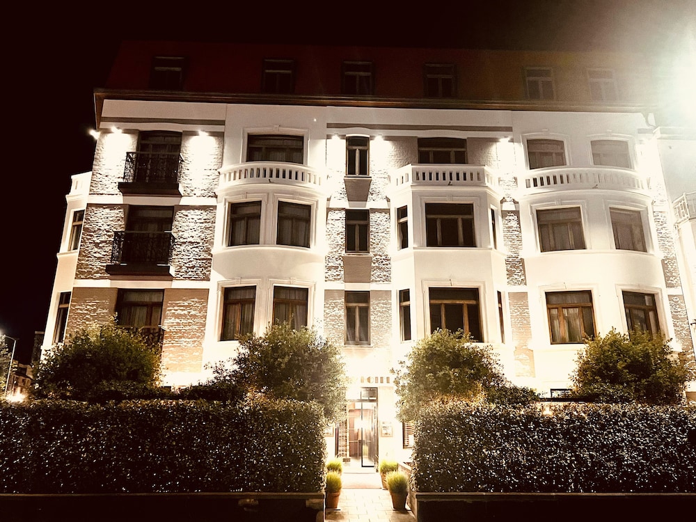 Gatsby Hotel 1/50