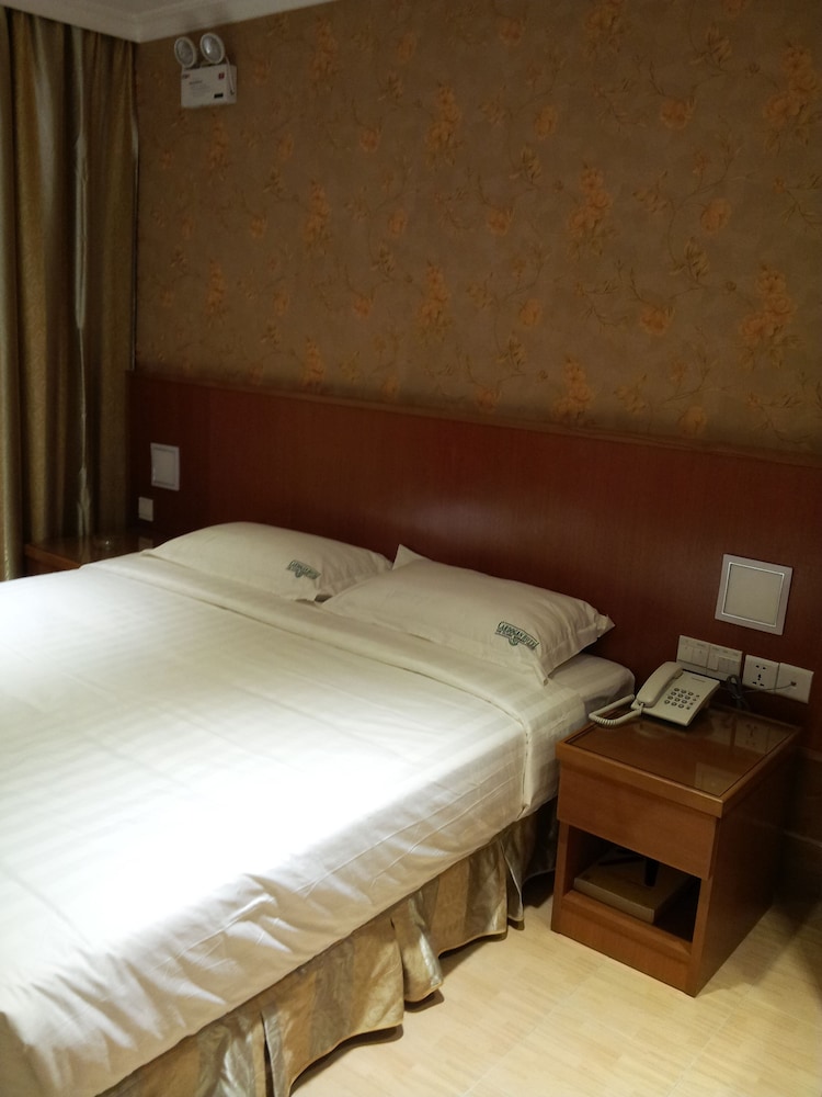 Cardogan Hotel 15/46