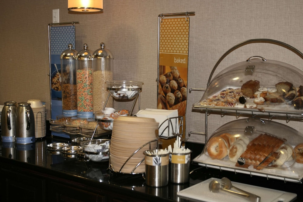 Hampton Inn Stroudsburg Poconos 35/45