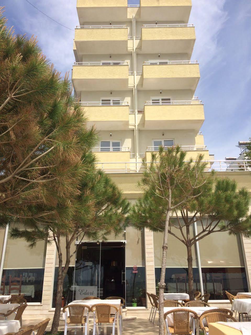 Hotel Edart 8/57