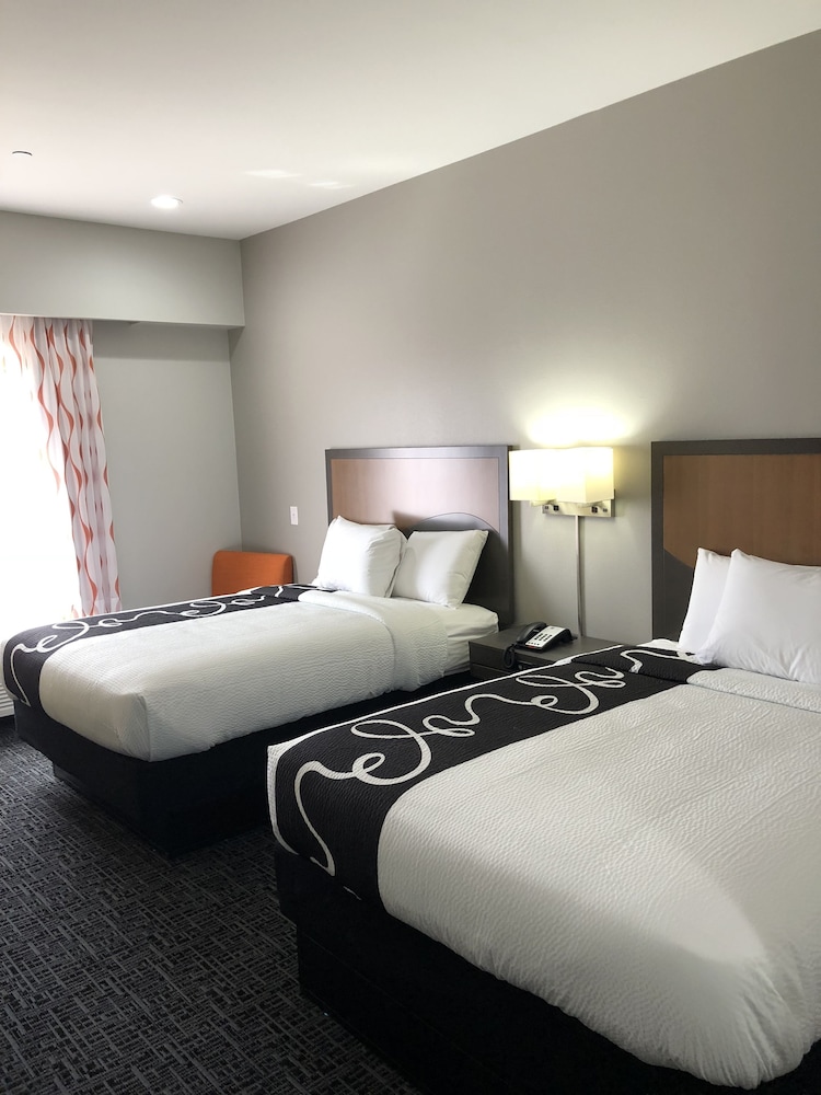Hotel Glenpool 6/18