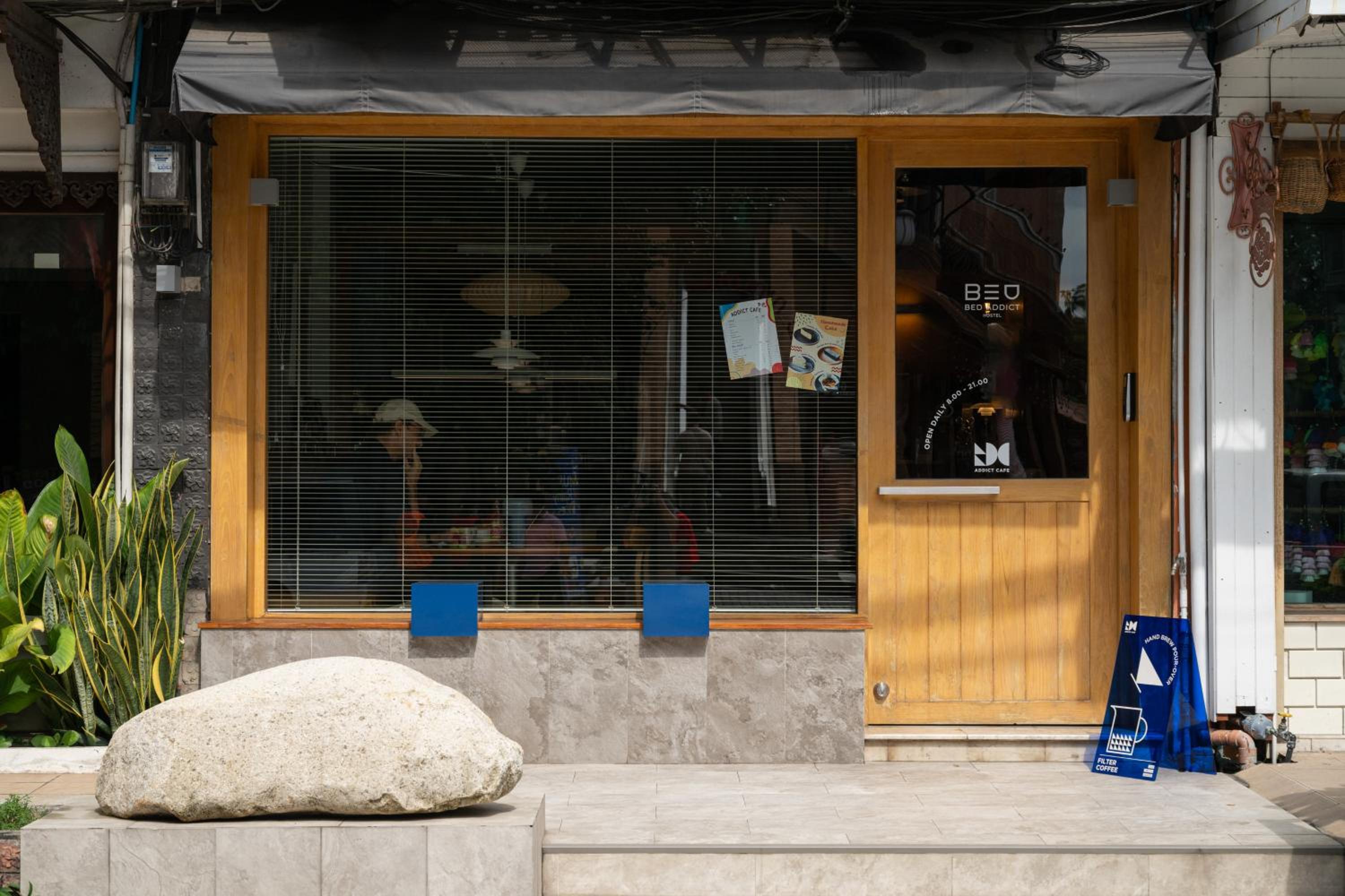 Bed Addict Hostel X Cafe 2/63