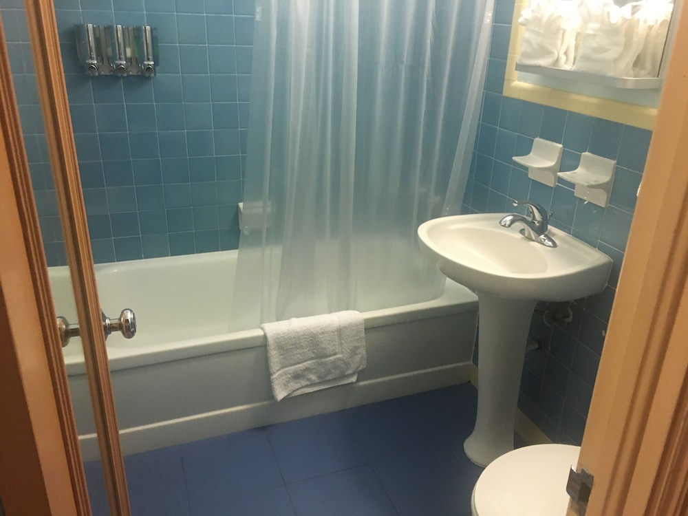 Viscay Hotel 39/40