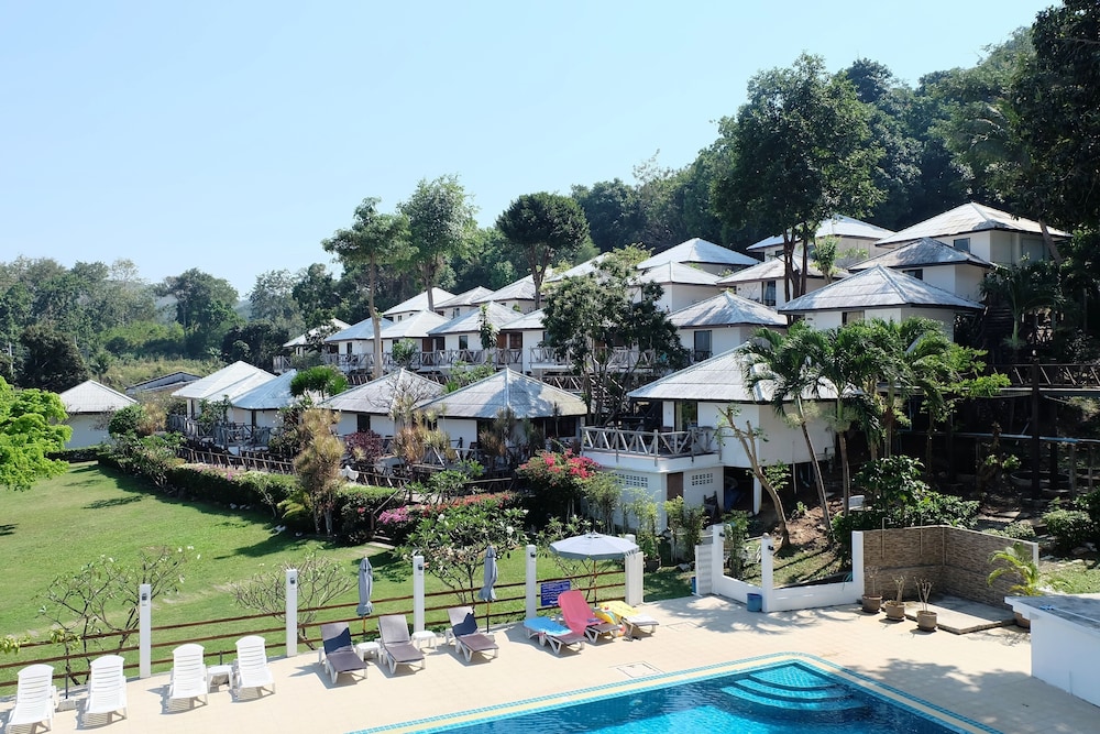 Samed Cliff Resort 50/68