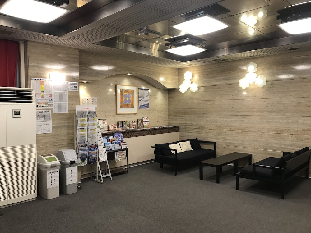 Hotel Tomakomai Green Hills 24/28