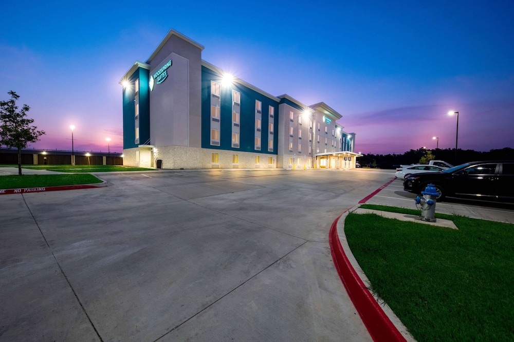 WoodSpring Suites Dallas Plano Central Legacy Drive 23/29
