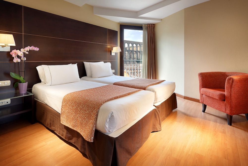 Eurostars Plaza Acueducto 21/59