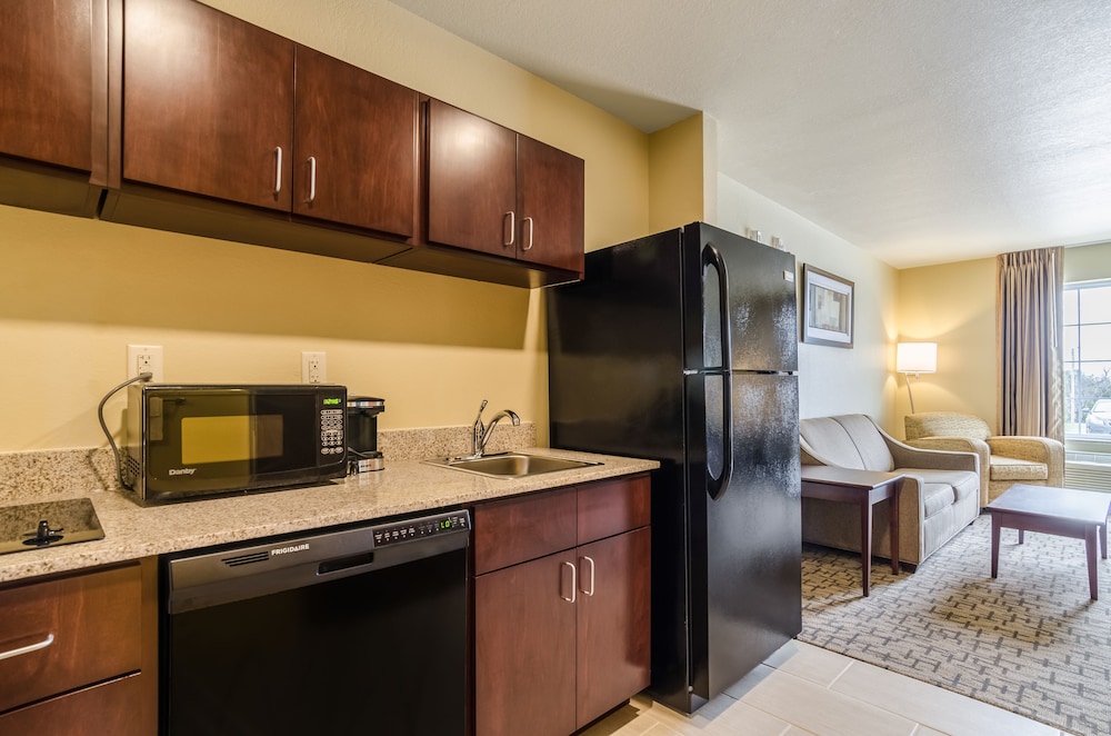 Cobblestone Inn & Suites - Oberlin 9/57