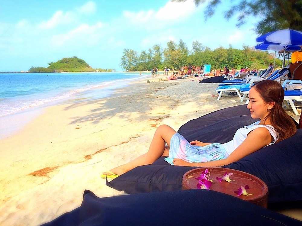 Kirati Beach Resort 33/40