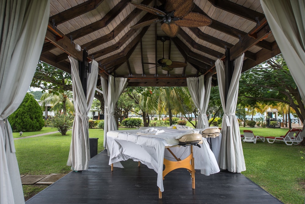 Coyaba Beach Resort Grenada 48/67