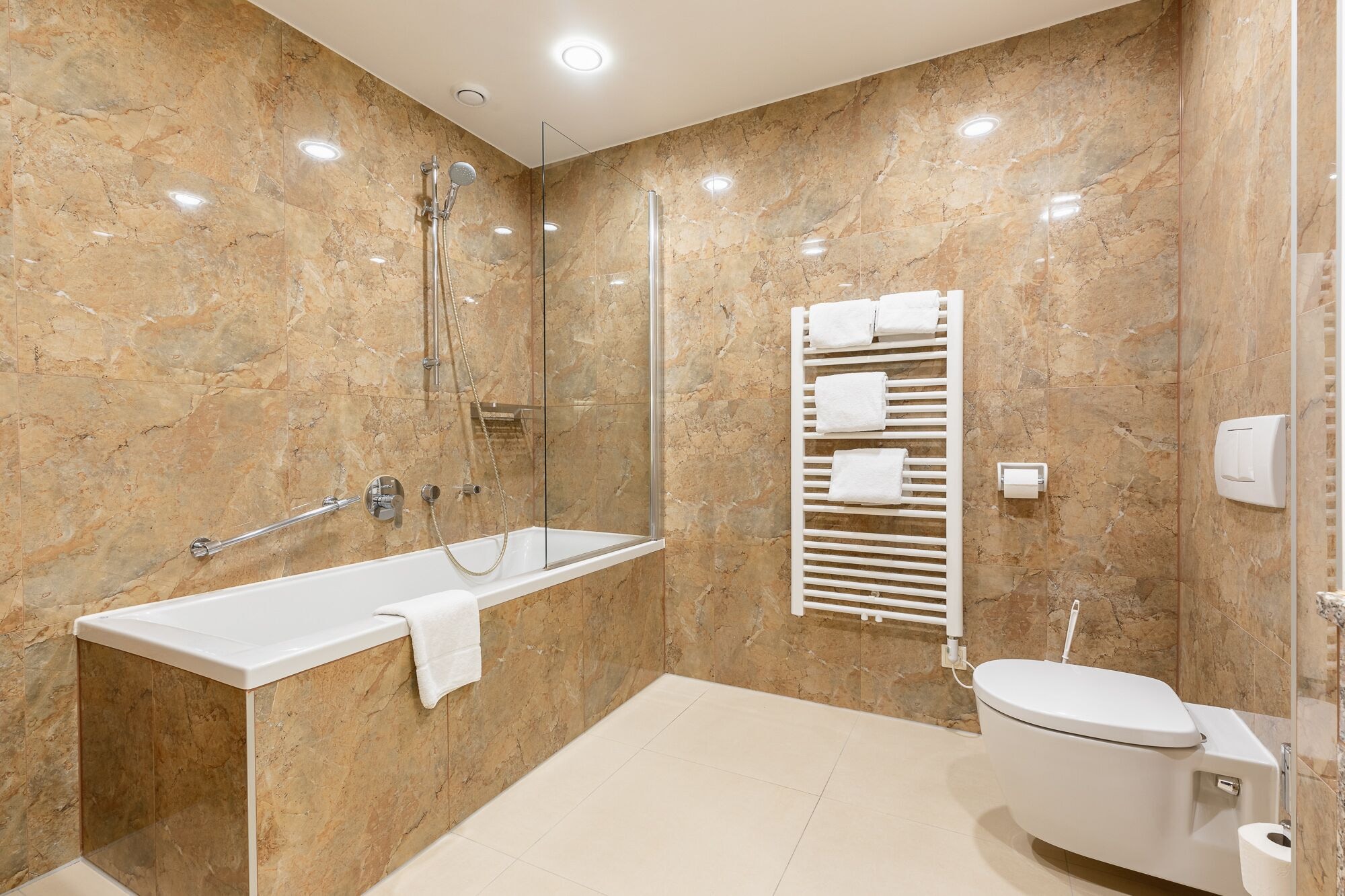 Junior Suite, Studio, King Bed، Hilight Suites Hotel 8/8