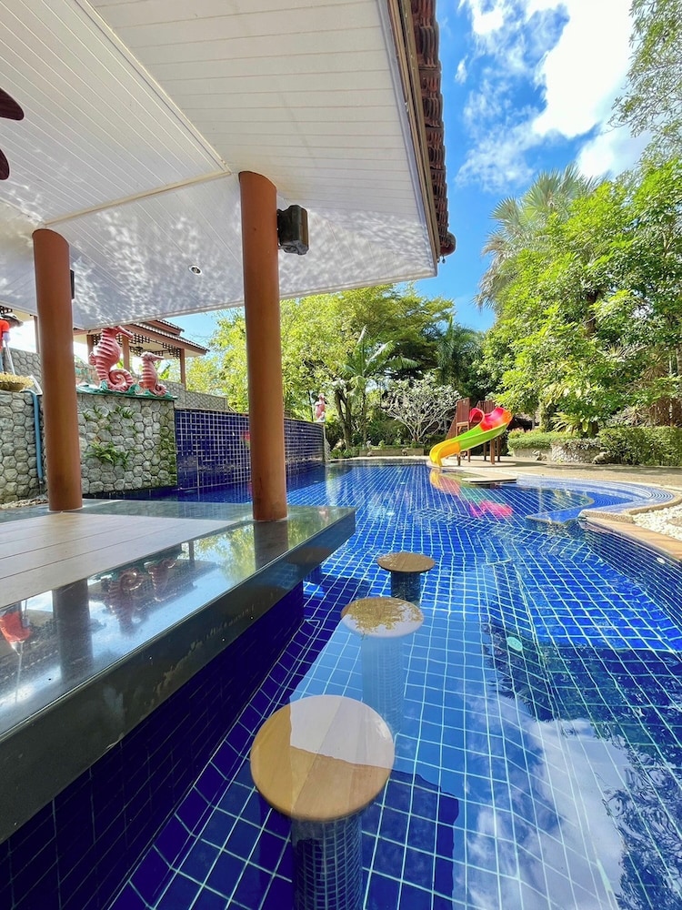 Thai Modern Resort and Spa 56/83