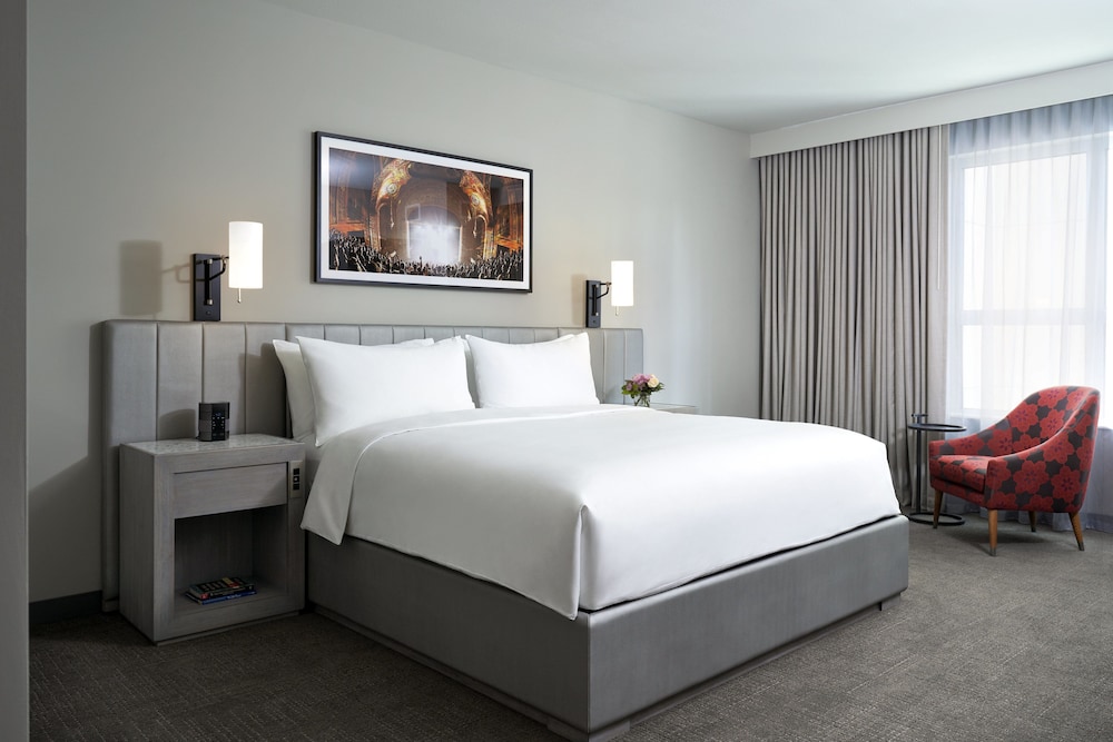 Archer Hotel Seattle Redmond 11/75