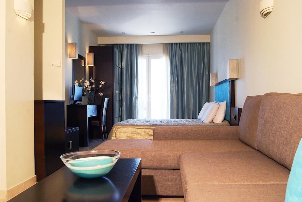 Hotel Aktaion 30/50