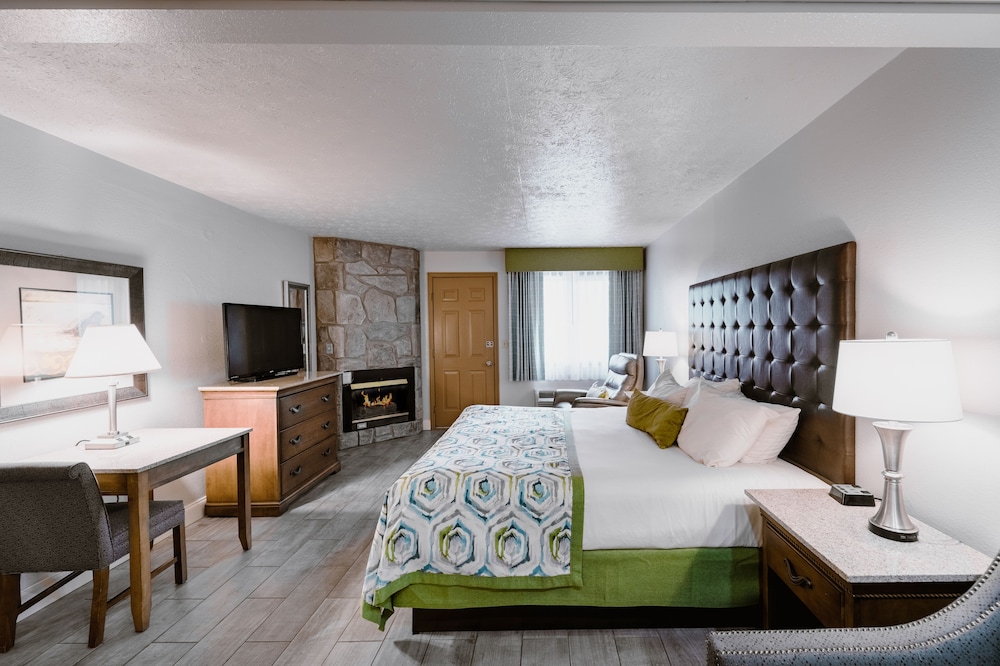Accommodation By Willow Brook Lodge 43/63