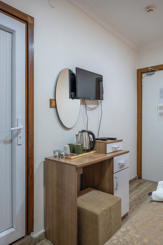 Laos Otel 7/50