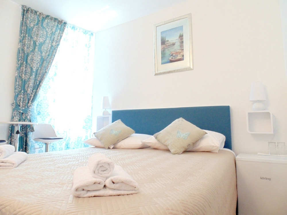 Peruzovic Rooms Apartments 11/70