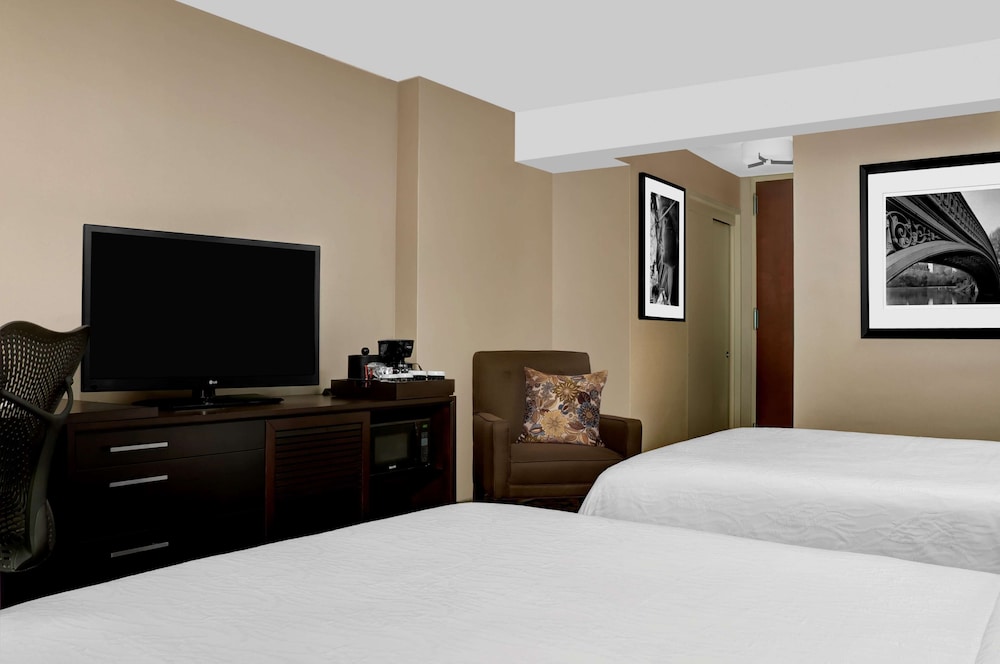 Hotel Kimpton Hotel Theta 12/74