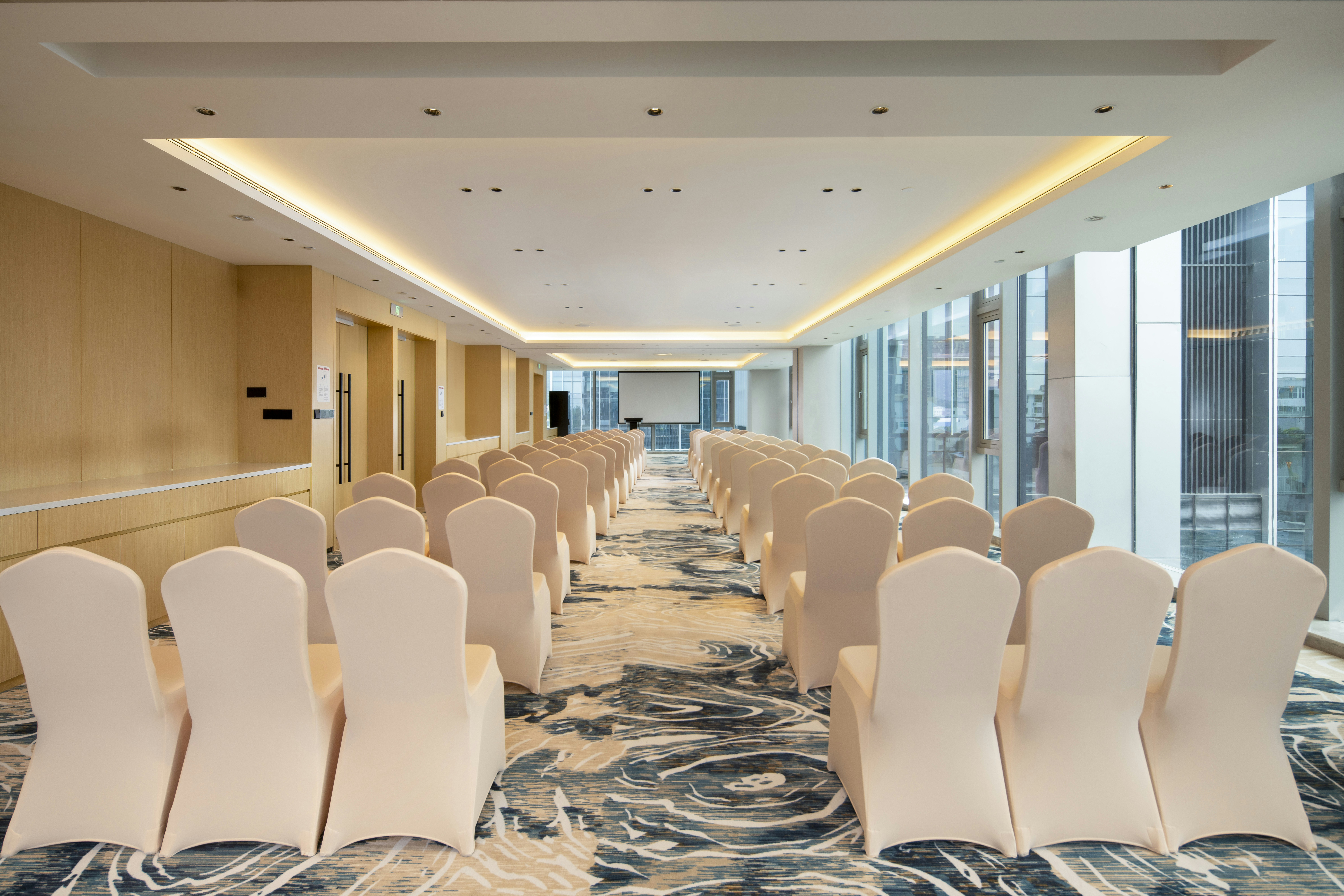 Hilton Garden Inn Shenzhen Airport 12/13