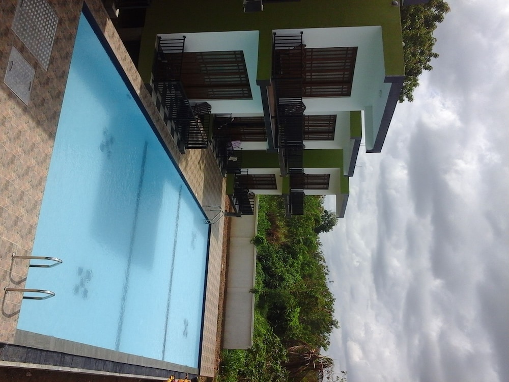 Hotel Golden Ray 44/46