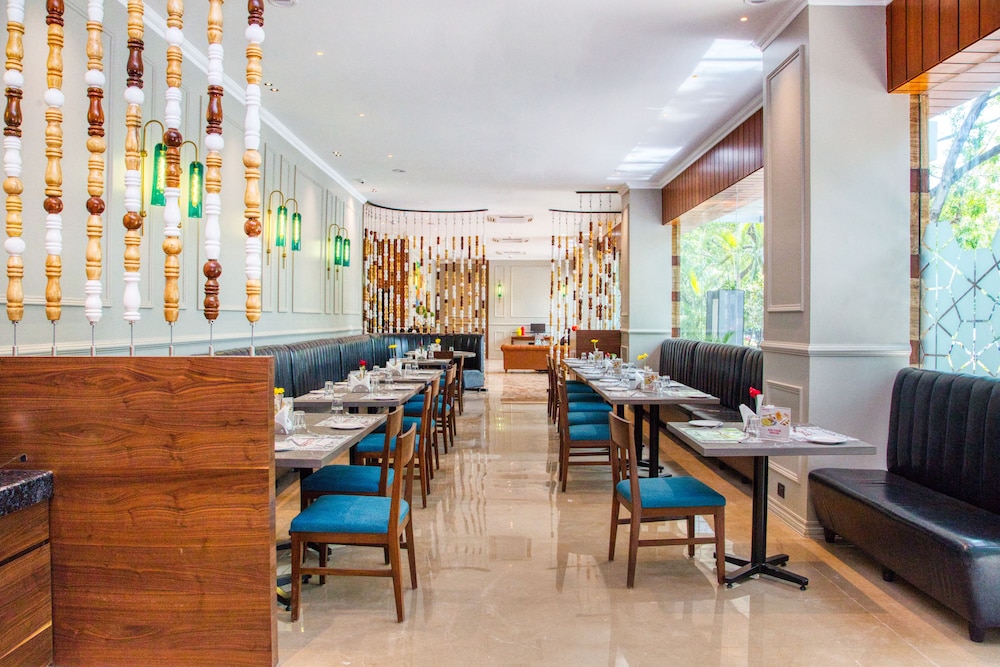 7 APPLE HOTEL VIMANNAGAR, PUNE 38/52