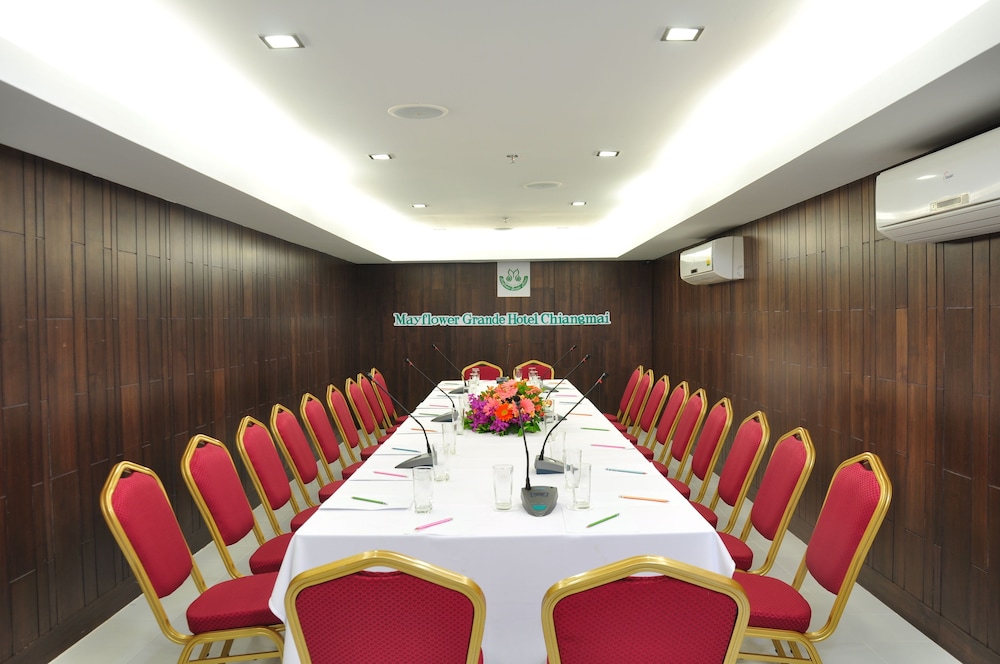 Mayflower Grande Hotel Chiang Mai 43/47