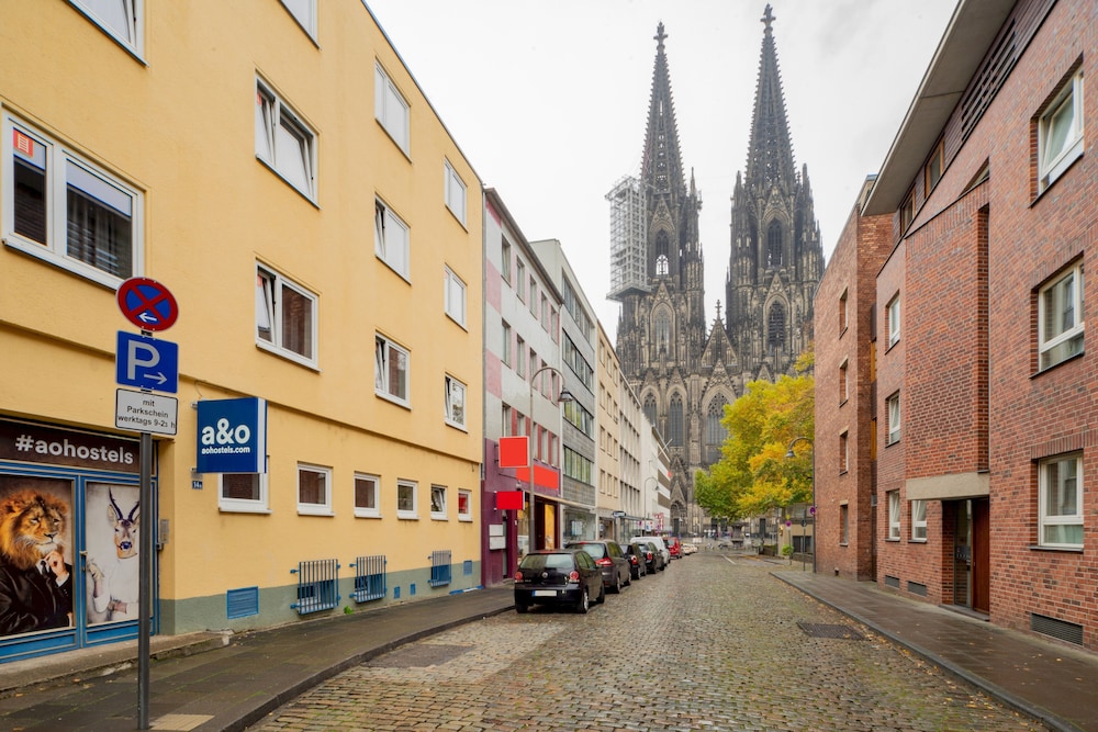 a&o Koln Dom 52/56