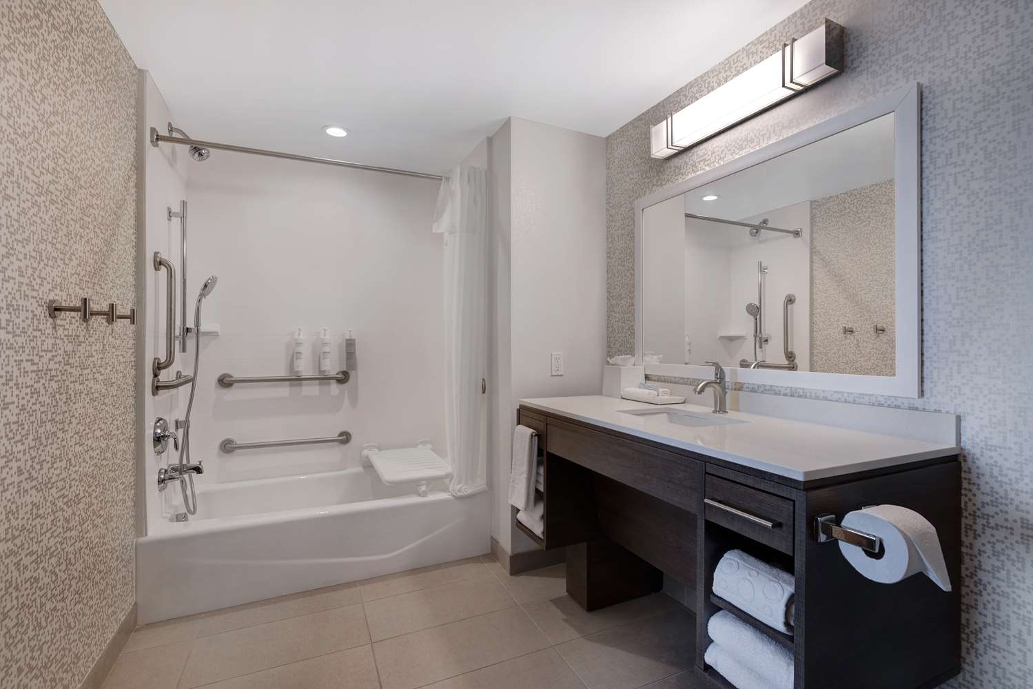 Room, King Bed, Bathtub, Accessible, Home2 Suites by Hilton Las Vegas I-215 Curve 2/2